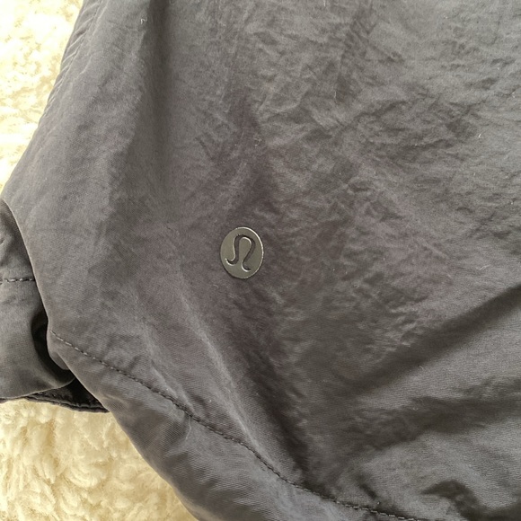 โค๏ธ Lululemon Always Effortless Jacket Size 6 Black - Picture 14 of 16